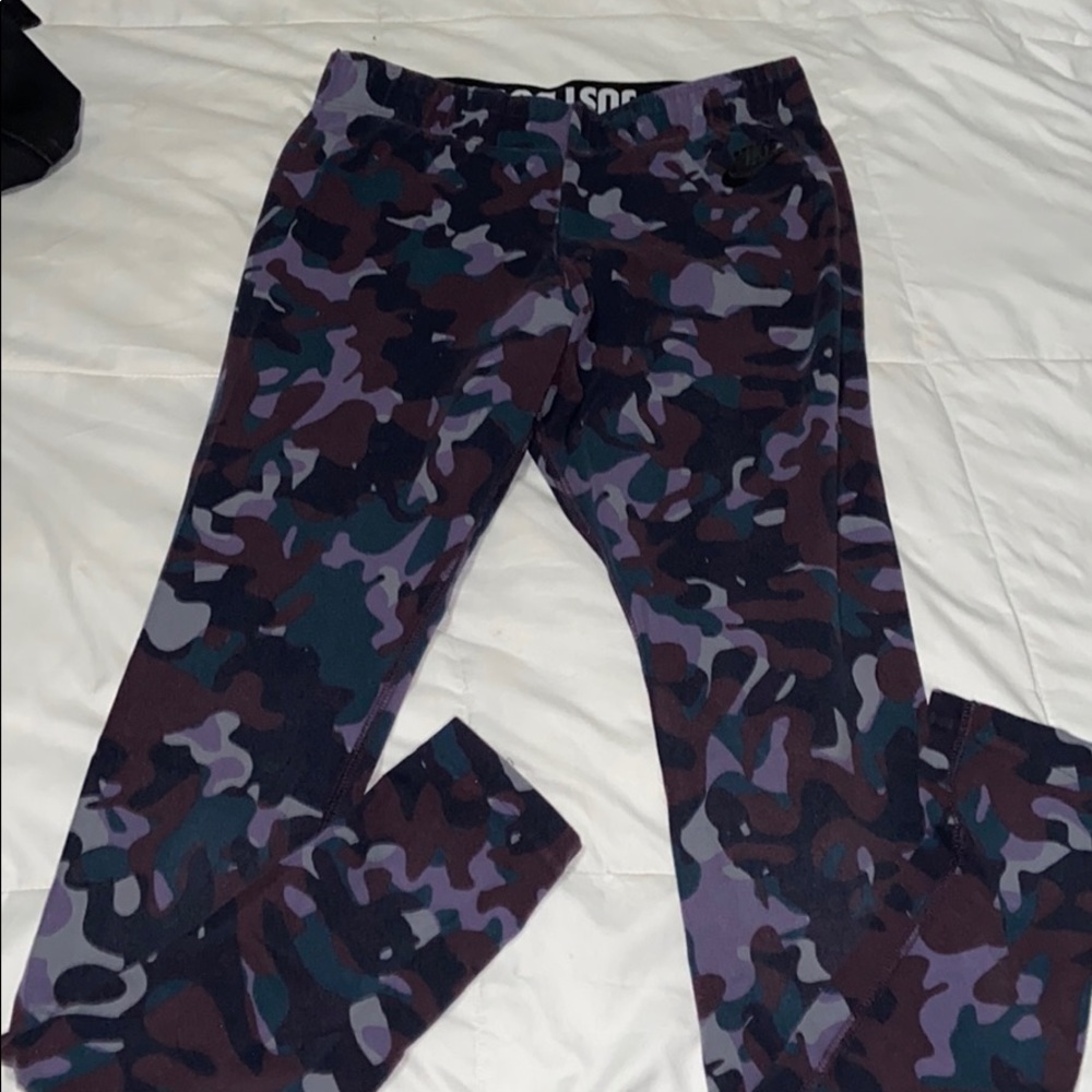 Nike Women’s Leggings